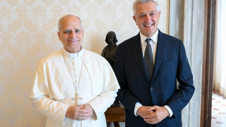 Filippo Grandi: a importância da voz do Papa por aqueles que sofrem