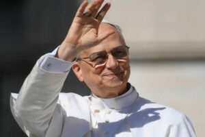 Papa celebra missa na Paróquia de Santa Ana, no Vaticano, neste domingo