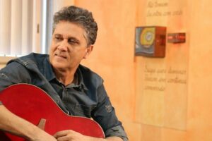 Antonio Cardoso na Canção e a Prece: “Quando chegou a Palavra”