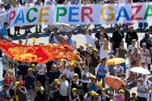 Leão XIV: não há futuro baseado na violência, no exílio forçado, na vingança