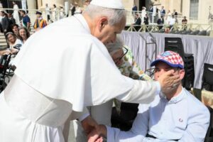 O Papa escolhe o tema para o Dia Mundial do Enfermo 2026: “A compaixão do samaritano”