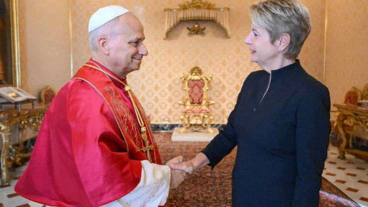 Leão XIV recebe a presidente da Federação Helvética