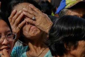 Filipinas: novo tremor faz crescer o número de vítimas de terremotos
