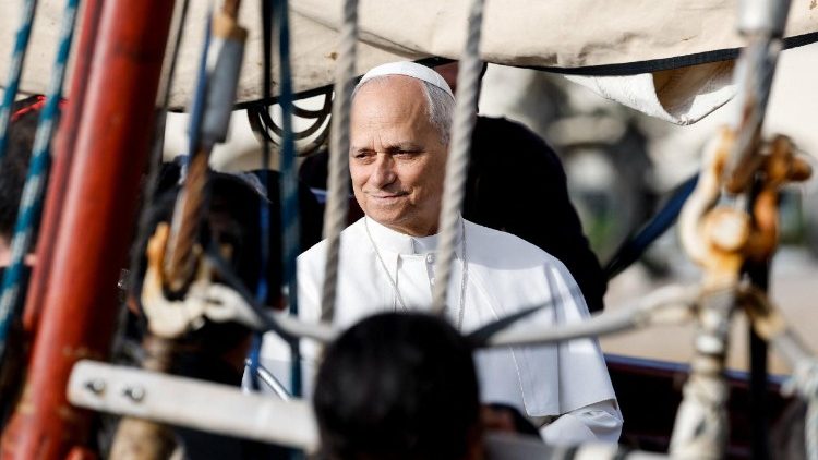 O Papa aos jovens em Ostia: vocês são um sinal de esperança para o mundo