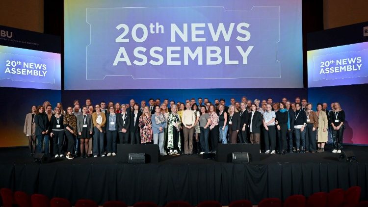 UER destaca papel da RV durante a mudança de pontificado