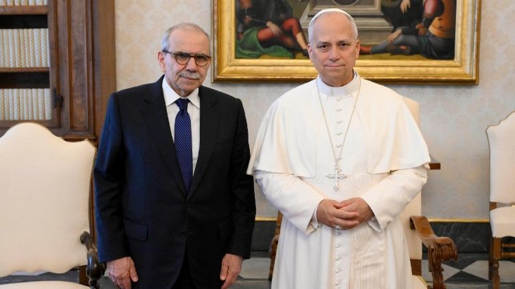 Leão XIV e primeiro-ministro do Líbano: em pauta, a viagem ao país em 30 de novembro