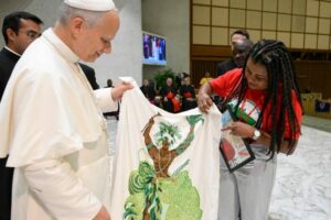 Leão XIV: as periferias clamam por justiça e solidariedade