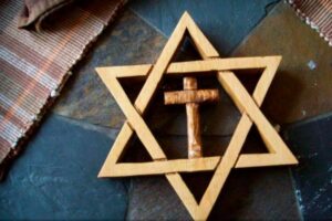 Historiador sobre o “Nostra Aetate”: documento para reler nas crises de hoje