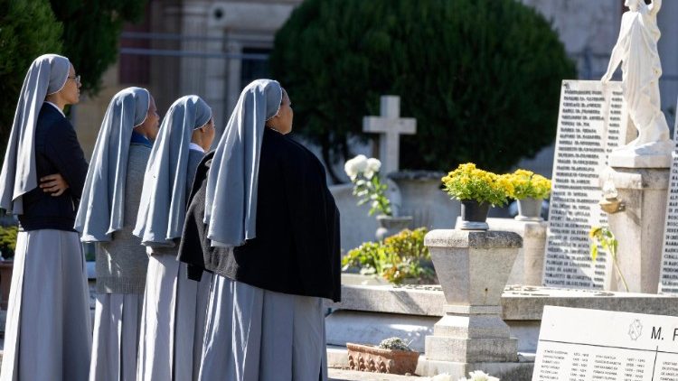 Em 2 de novembro Leão XIV celebra no Cemitério Verano