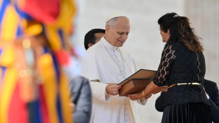 Professores ao encontrar o Papa: reativar o pacto entre educadores, famílias e jovens