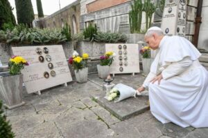 Papa: no coração, a memória dos falecidos; em Jesus, a esperança que não é ilusão