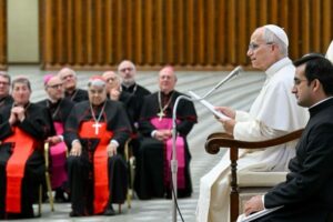 Papa sobre misticismo: equilíbrio e prudência ao distinguir fenômenos excepcionais dos Servos de Deus