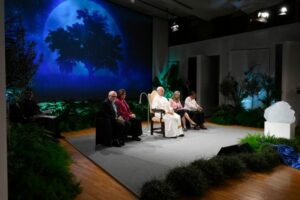 Movimento Laudato Si’ entrega as Contribuições Determinadas pelos Povos à presidência da COP30