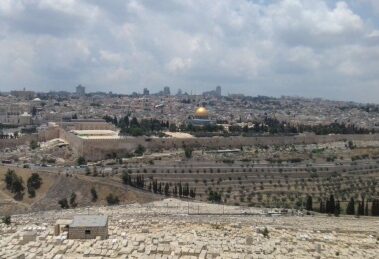 Igrejas da Terra Santa: permitir tratamento para crianças com leucemia em Gaza