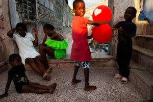 Camilianos no Haiti: ao Menino Jesus, o pedido do dom da sabedoria “para guiar nossas crianças”