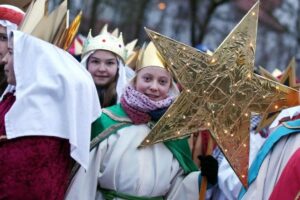 Neste Natal, Cantores da Estrela da Polônia apoiam seus pares do Sri Lanka