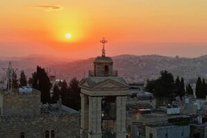 Hospital em Belém une cristãos e muçulmanos