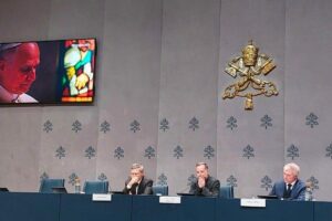 “Reze com o Papa”, uma rede de comunhão real em tempos de divisão