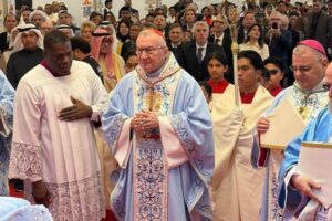 Parolin: com Cristo, até o deserto se torna lugar seguro para quem busca proteção