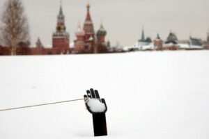 O 'Velho Ano Novo' de uma Rússia 'congelada na guerra'