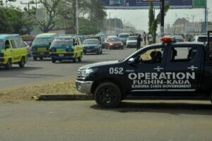 Nigéria, mais de 160 fiéis sequestrados em ataque a duas igrejas no norte