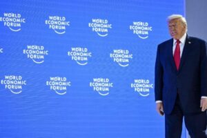 Trump anuncia acordo com a OTAN e suspende tarifas sobre a Groenlândia