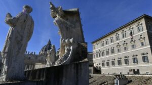 Papa: as Bem-aventuranças são a luz que ilumina a penumbra da história