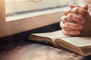 A Palavra de Deus: voz viva que atravessa o tempo e a história