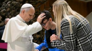 Papa: a partir da diocese de Chiclayo, confiar os doentes a Maria, “como fiz várias vezes”