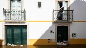 Portugal: tempestades deixam rastro de destruição