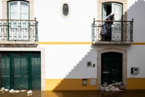 Portugal: tempestades deixam rastro de destruição