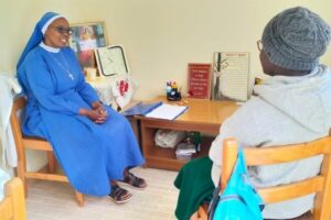 A missão das religiosas no Quênia: reconstruir famílias e curar os corações por amor