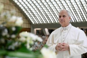 Papa: a Quaresma, fonte de força e tempo para carregar a própria cruz e seguir a Cristo