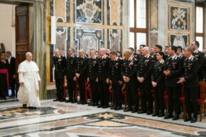 O Papa aos Carabineiros: obrigado pelo serviço que prestam