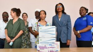 UCM apoia Hospital Geral da Beira com material médico-cirúrgico e bens alimentícios