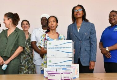 UCM apoia Hospital Geral da Beira com material médico-cirúrgico e bens alimentícios