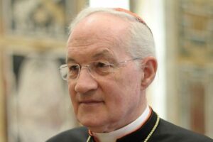 Leigos em posições de autoridade na Cúria Romana: um comentário do cardeal Ouellet