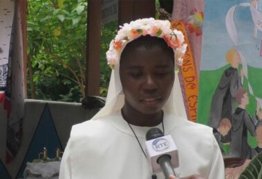 Vida, fé e entrega: Irmã Maria de Olinda Mateus professa votos perpétuos em Nampula