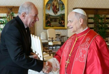 Papa Leão XIV recebe em audiência o presidente da Hungria