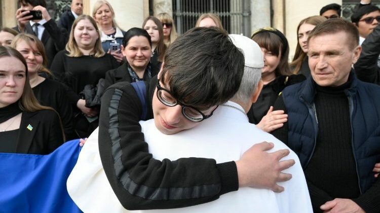 Ucrânia: o amor de familiares de desaparecidos e prisioneiros que não desiste