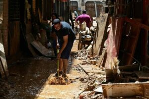 Diocese de Leopoldina organiza apoio às vítimas de enchentes em Ubá (MG)