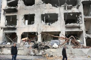 Confirmada morte de Khamenei, enquanto continuam ataques EUA-Israel