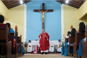 Dia da Hispanoamérica para “caminhar juntos e compartilhar com alegria”