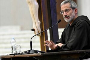 Pasolini: o barulho das guerras encobre o bem, mas a força humilde do amor gera paz