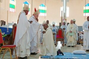 Parolin: o núncio, construtor de pontes e portador de paz e unidade entre as divisões