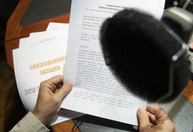 Hebdomada Papae: as notícias em latim