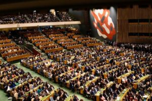 Barriga de aluguel, Santa Sé à ONU: proteger sempre as mulheres e as crianças