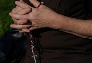 Frei Patton: a oração e o jejum são as únicas 'armas' que é lícito empunhar