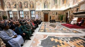 Papa: humanidade vive formas de barbárie, é preciso recompor a unidade