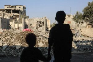 Papa: que o olhar perdido das crianças diante da guerra possa nos converter